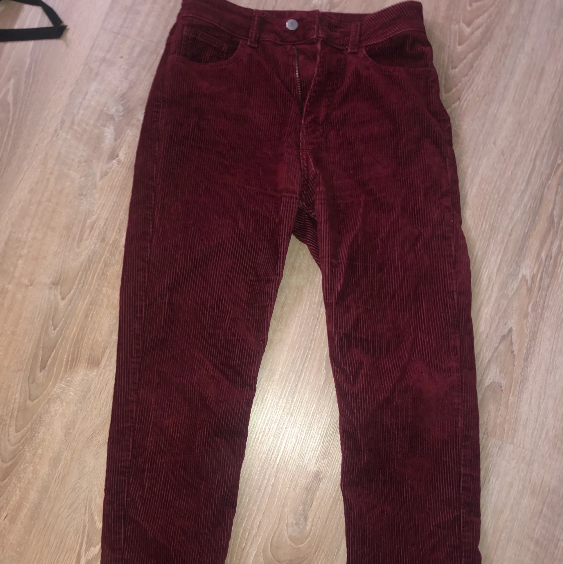 Vinröda manchesterbyxor - 90