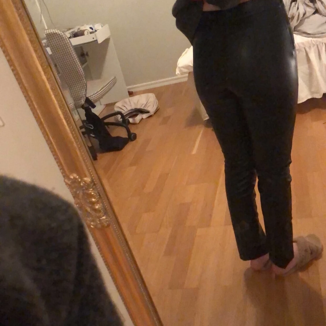 Lädertajts Zara - 90