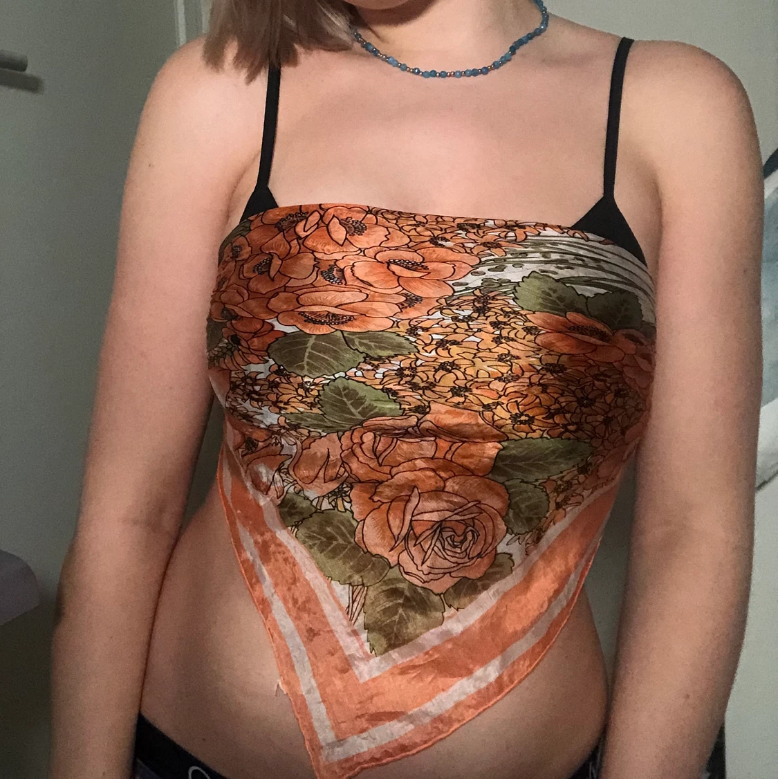 Floral mönstrad sjal