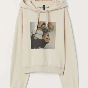 Ariana Grande hoodie - från H&M, aldrig använd