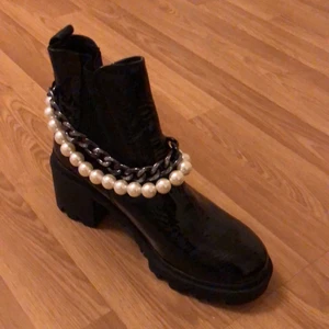 Storlek 39 - Helt ny aldrig använd