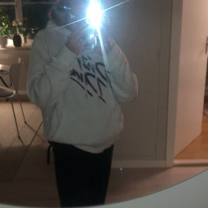 Super snygg dirty dancing hoodie😍 - Super snygg dirty dancing hoodie! Köpte för typ 499 kr säljer för 100 kr