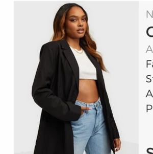 Oversize blazer - Helt ny blazer ifrån Nelly, aldrig använd och jättefin💓 skicka för fler bilder 