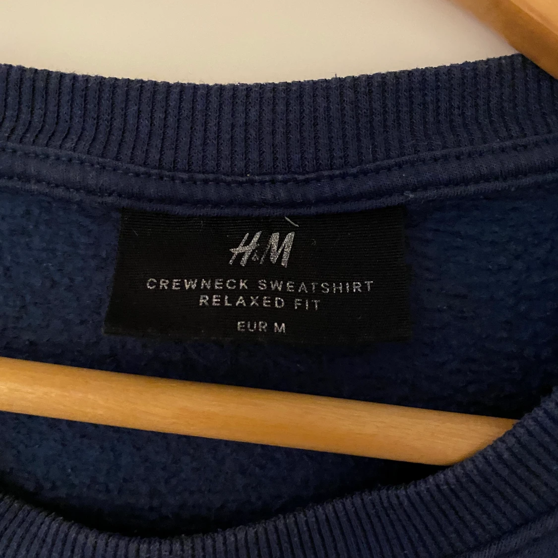 blå sweatshirt från H&M - 91