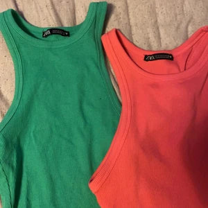 zara toppar! - säljer dessa super fina, å super gulliga zara toppar! de köptes i september ca, å har använt de ett par gånger! en topp kostade 49:- så jag säljer dessa två !TILLSAMANS! för 25:- 💖 frakten är även gratis 🌟