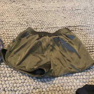 Shorts olika - Olika shorts 15 kr styck 