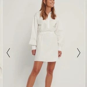 Skjortklänning - Nakd - Super fin skjortklänning från Nakd! Endast använd 1 gång & blivit för liten. I nytt skick! 