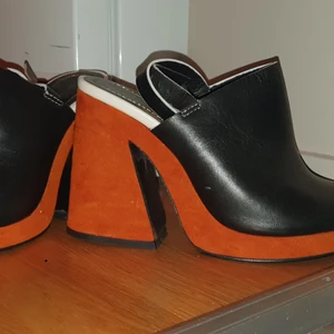 Klackskor  - 70tals vibe med bred klack