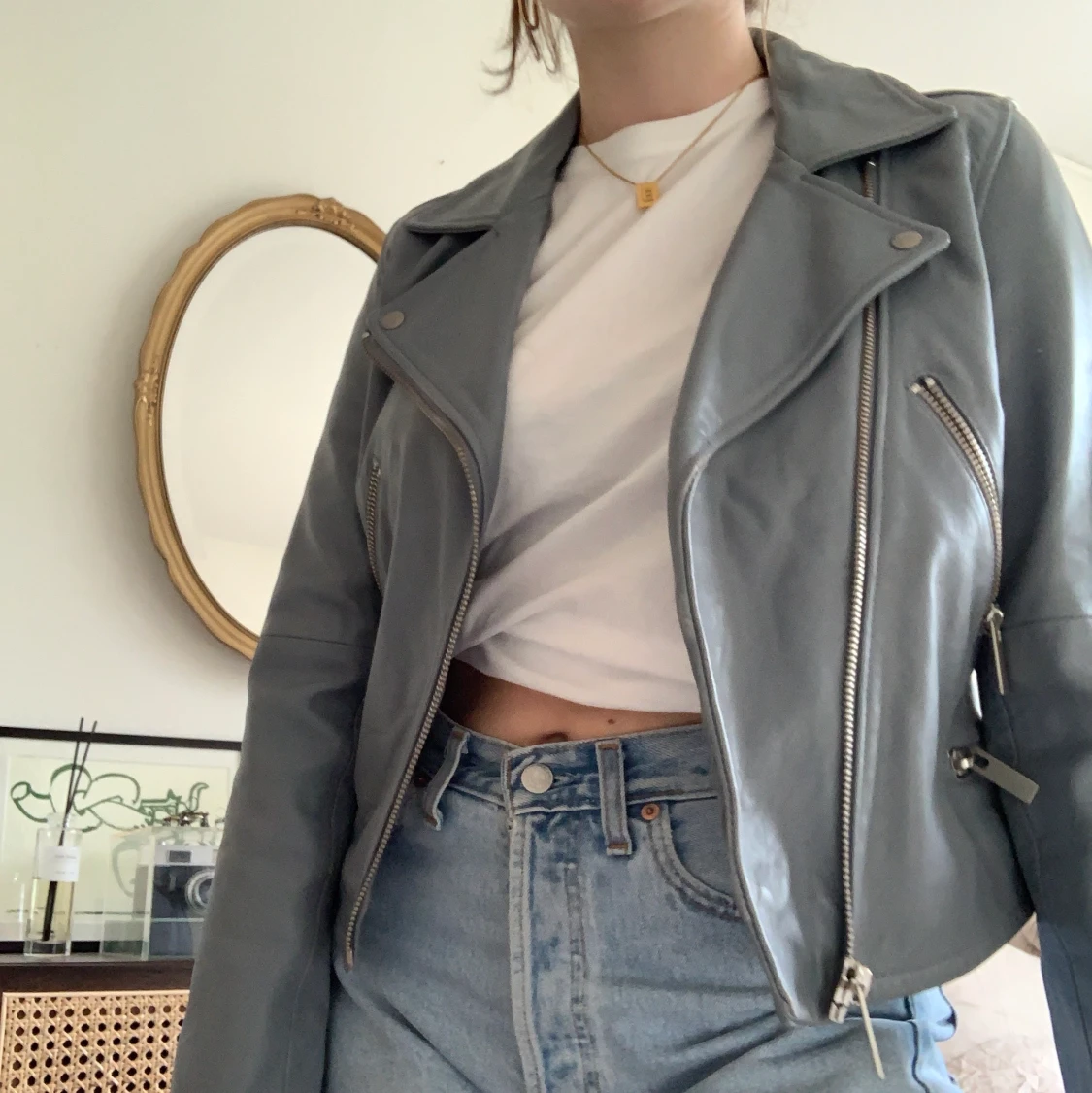 Gråblå skinnjacka från STAND