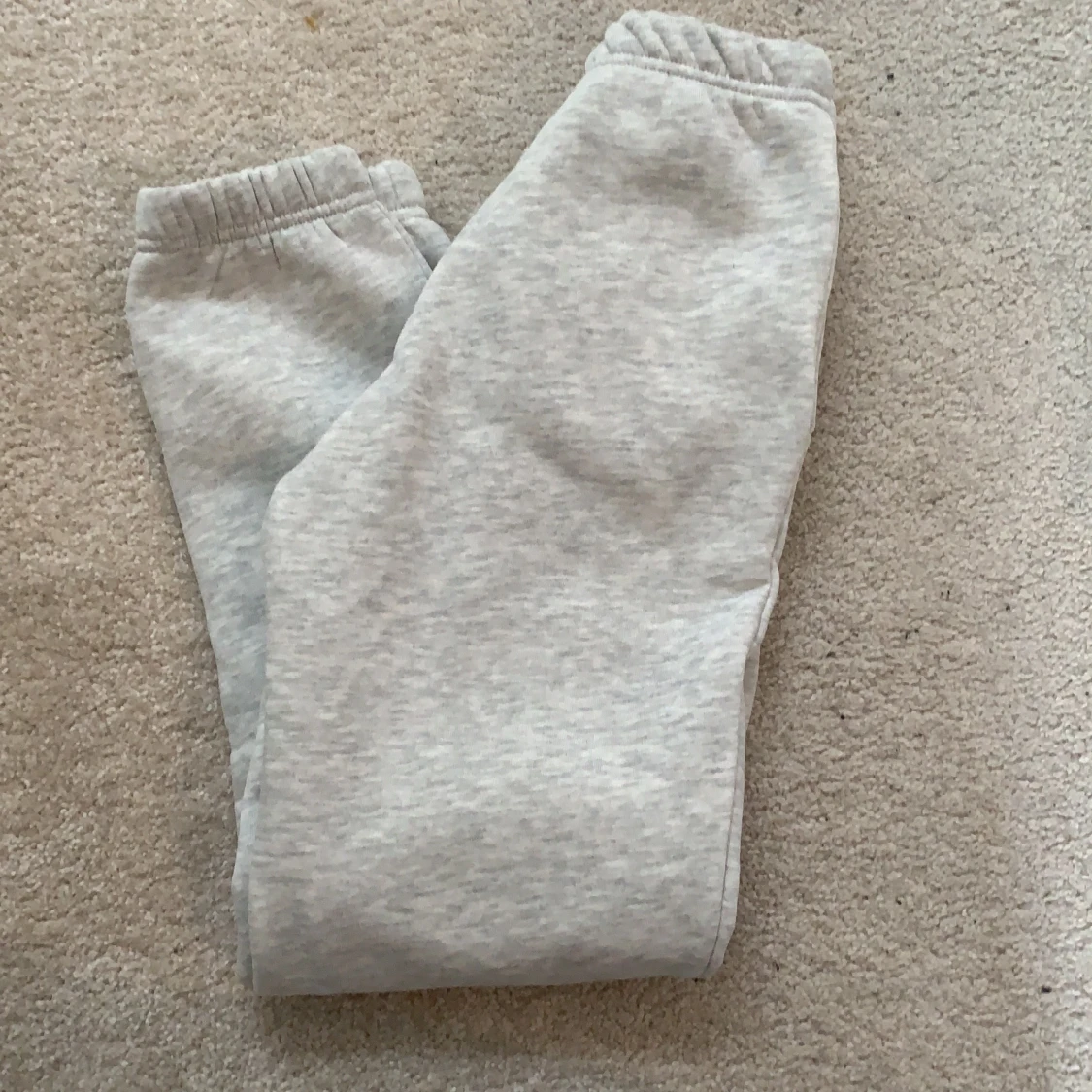 Mjukisbyxor från Gina tricot  - 90