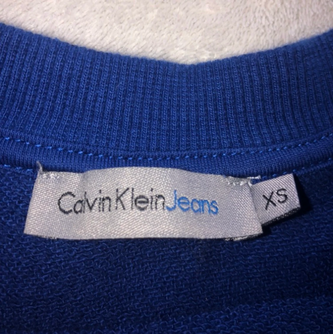 Blå Calvin Klein tröja strl XS - 91