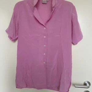 aveneu skjorta, strl M - skriv vid intresse