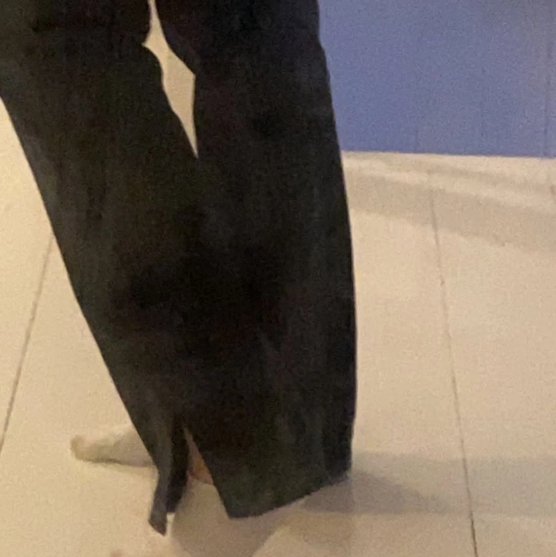 Byxor med slits från ASOS, märke är pull&bear - 91