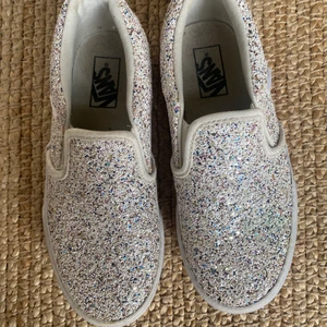 Vans  - Jättefina glittriga Vans använda en gång.  Str 32 