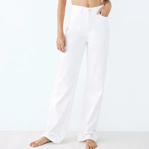 Zara jeans - Säljer dessa helt nya zara jeans då ja redan har ett par liknande. Jeansen är i storlek 38 och helt oanvända. Köparen står för frakten som ligger på 60kr😽😽