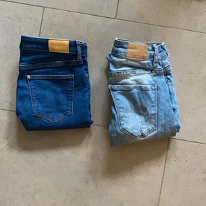Jeans - Jeans i stl 24-32 skriv privat för fler bilder köpare står för frakt
