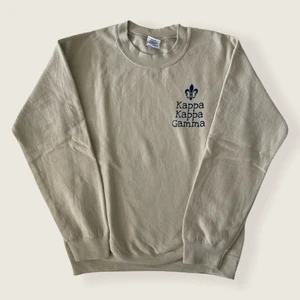 Vintage Sweatshirt  - Skick 9/10.                                                                             Fin sweatshirt utan några som helst fel.                               Storlek S. 