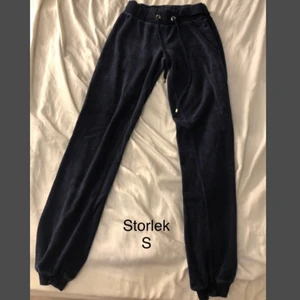 Mysbyxor från cubus - Mörkblåa. Aldrig använda. endast tvättade. Bjuder på frakten