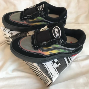 Tyson peterson wayvee shoes  - Helt nya och oanvända skatevans. Originalpris: 1049kr 