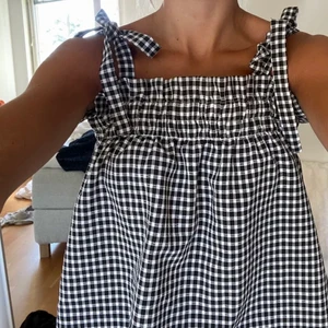 Söt topp från HM - såld 