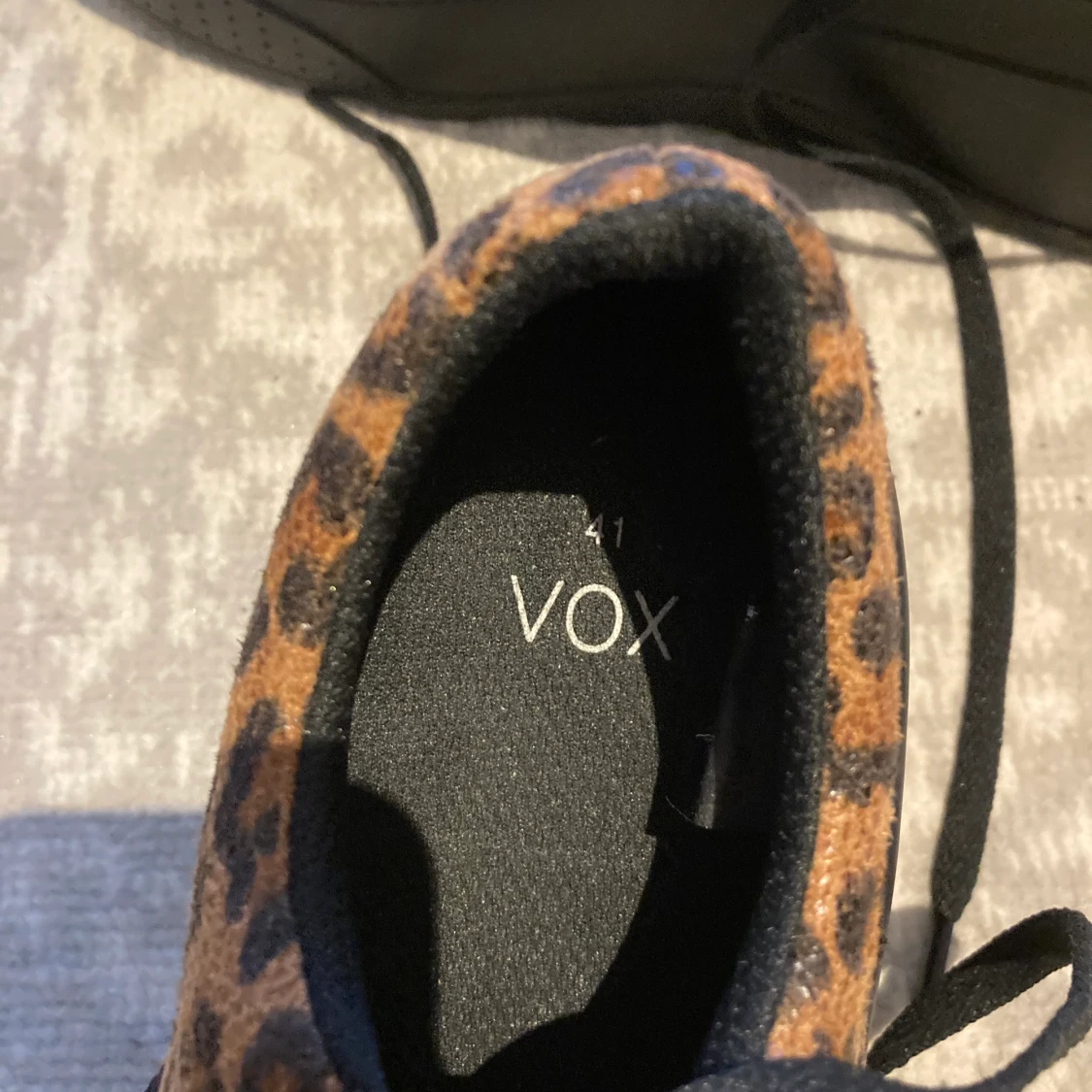 Leopard skor size 41 - 90