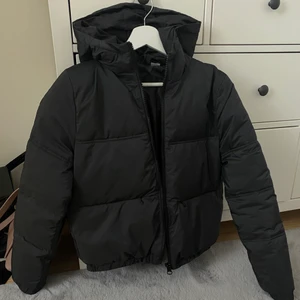 Jacka  - Kortare jacka från HM i storlek XS, som ny🤩