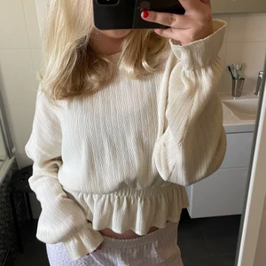 Söt tröja  - Så söt tröja från zara. Storlek S❤️‍🔥