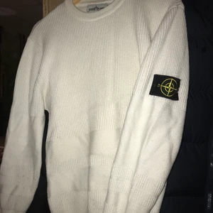 Stone island - Sköna material varmt tröja storlek L