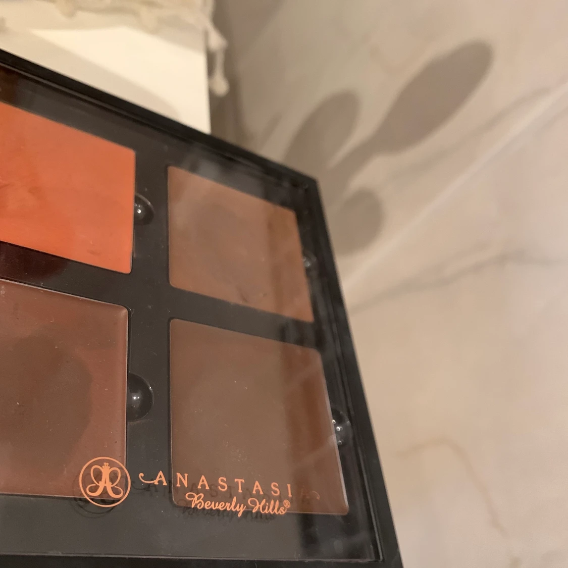 Anastasia cream contour - 90