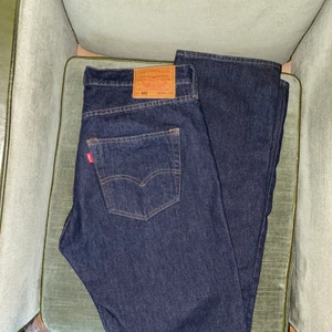Levi’s 501 - Nästan som nya använda endast en gång. 