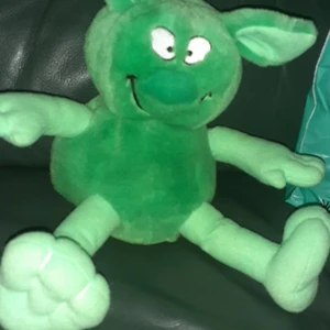 En grön nalle - En grön nalle för 15kr