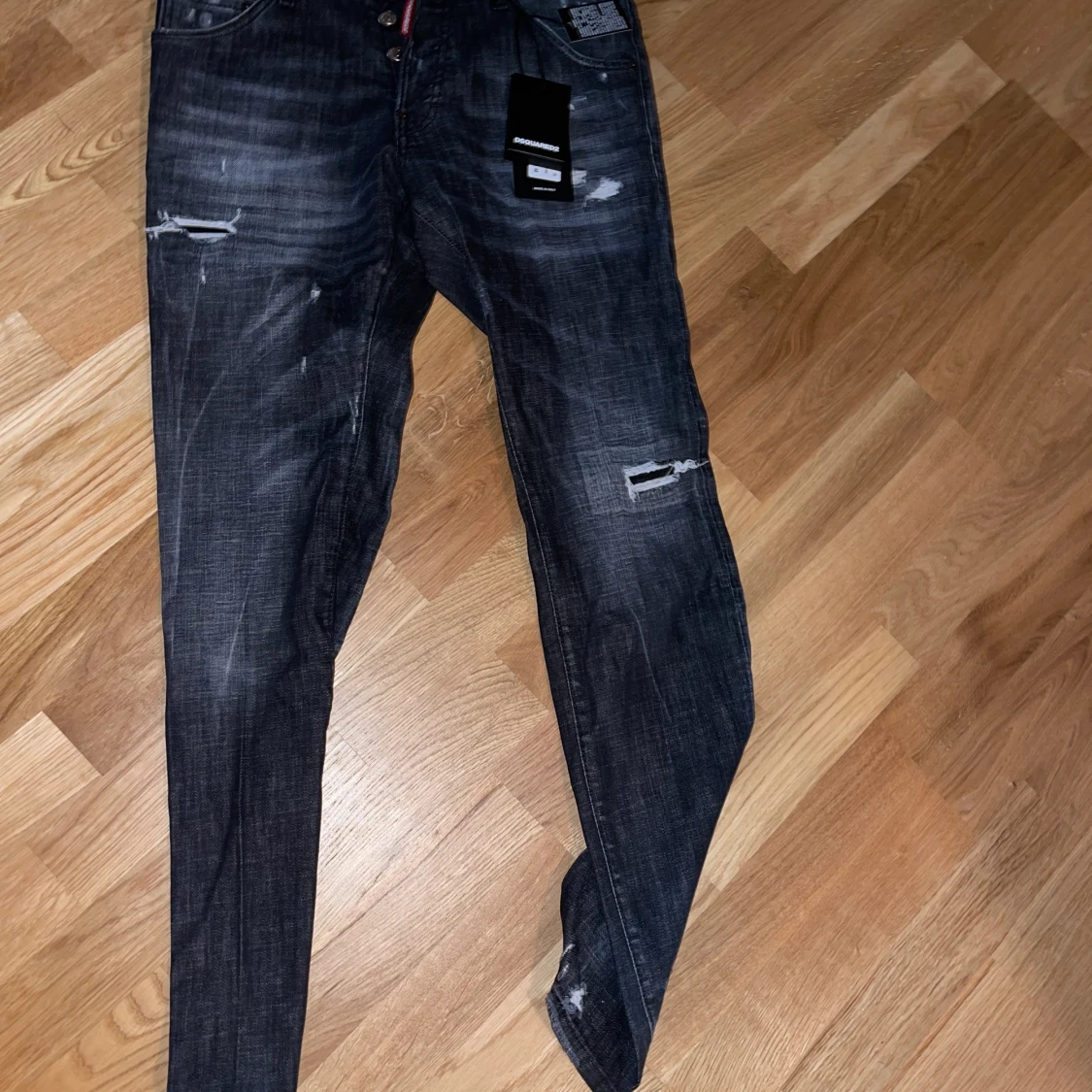 Dsquared2 helt nya jeans