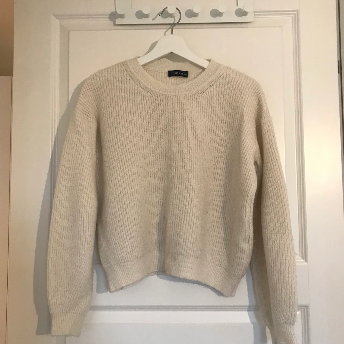 Vit stickad tröja - 91