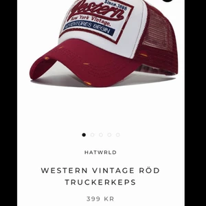 Western keps - Buda på denna keps från hatwrld köpt för 399, endast använd på bilden så helt ny❤️