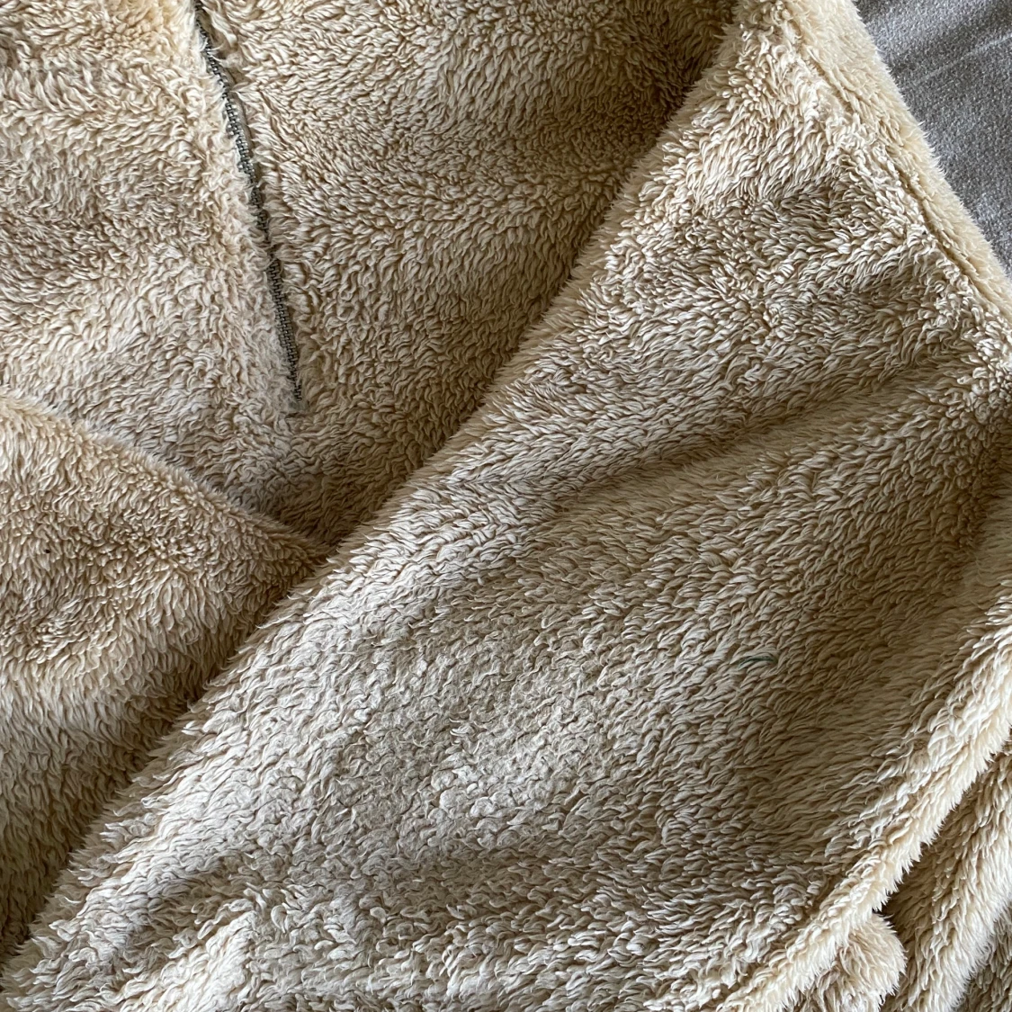 Beige Teddytröja - 91