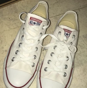Converse  - Helt nya låga converse aldrig använda!
