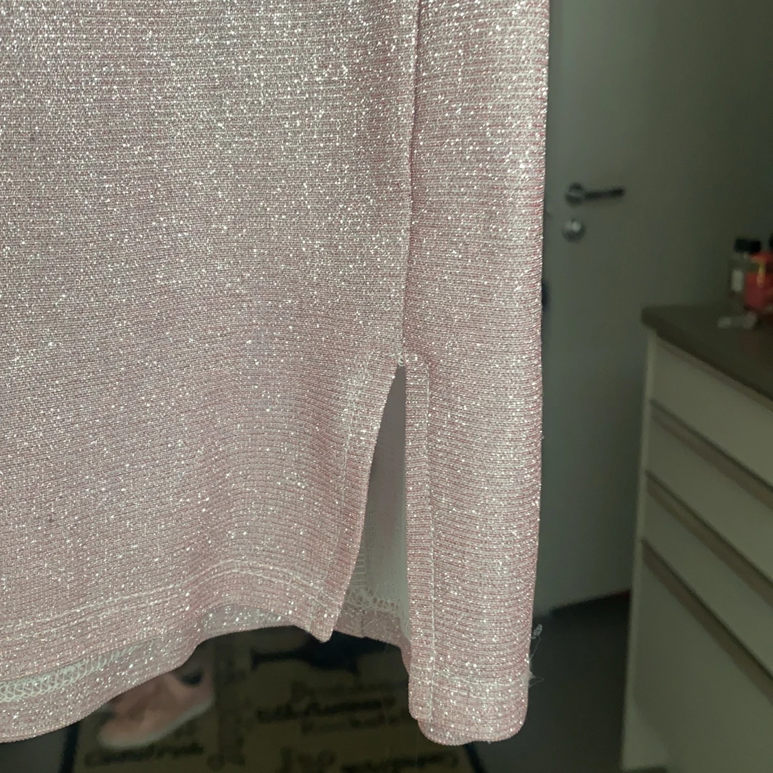 Glittrig klänning - 90