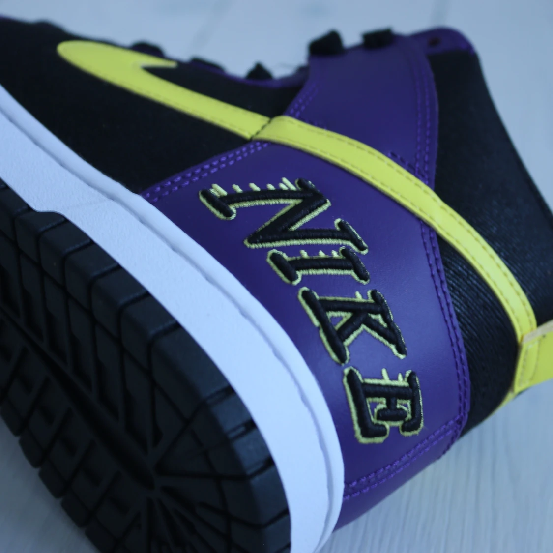 Nike dunk high lakers - 90