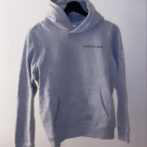 Calvin Klein  - Använd 1 gång, barnstorlek, motsvarar XS