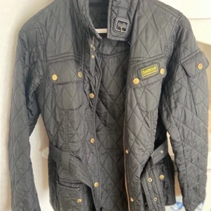 Barbour  - Barbour jacka storlek 38