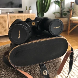 Kikare Tempest  - More info and pics pls DM me  Tempest Prismatic Coated 7x50/ good present 🎁 for someone you love also :()