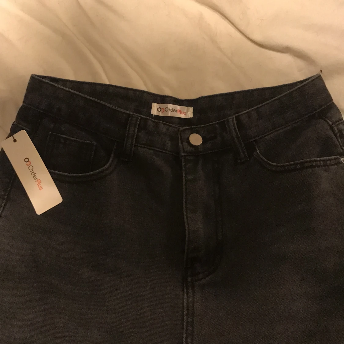Svartgråa jeans storlek XL