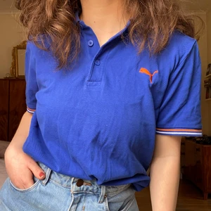 PUMA TRÖJA - Ball puma tröja med sån unik färg! Toppskick men passar inte riktigt min stil längre, så behöver sälja vidare