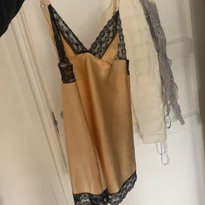 Nattlinne  - Jätte fint nattlinne passar alla från xs-liten medium