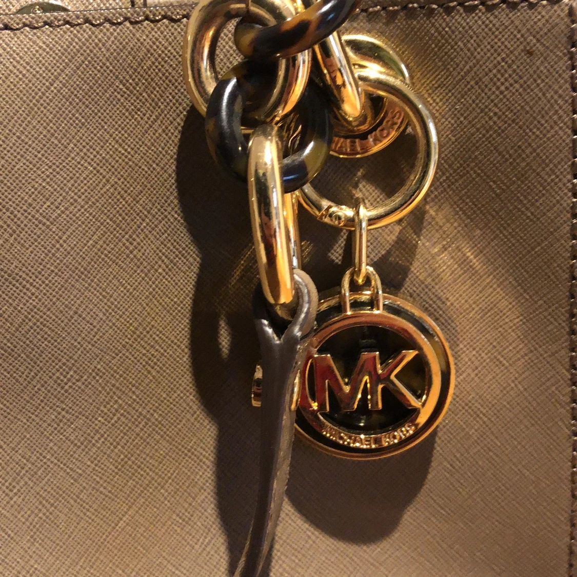 Michael kors väska (mellanstor) - 91