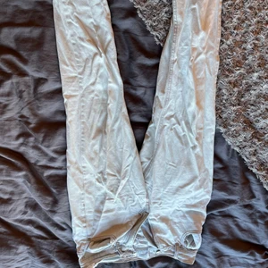 Mom-jeans - Ljusblåa momjeans från pull&bear