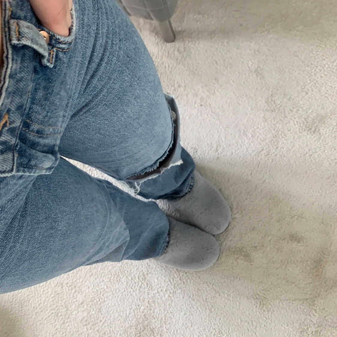 Jeans med ett hål - 91