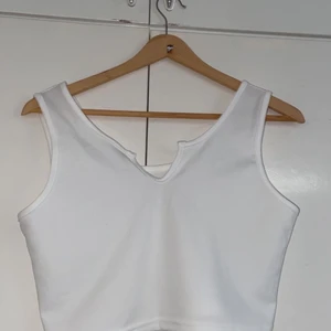 St s - Denna toppen är också från shein och är oanvänd 😊