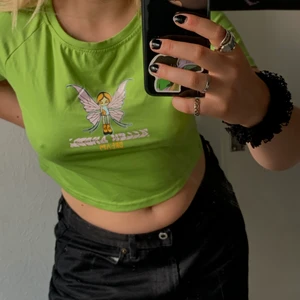 T-shirt med motiv - Kan mötas upp i leksand annars betalar köparen frakten! Skriv gärna vid frågor eller för fler bilder!:-)