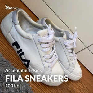 Fila sneakers  - Ett par vita fila skor som är använda några gånger. Dom är i ett acceptabelt skick. 100kr + 115kr frakt